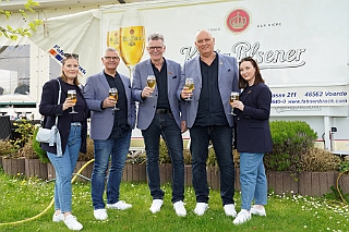 CharityGolf 2024-04-27 06  Charity-Golturnier beim GC Röttgersbach - Die Crew mit vollem Einsatz und gut gelaunt bei der Charity Veranstaltung der Familienstiftung Thomas und Erika Münch auf der Golfanlage Röttgersbach, angrenzend an den Erholungspark Mattlerbusch. : DVPJ, Holger II, Phil II., Prinz Karneval, Prinz, Prinzessin Mia I., Hofmarschälle, Page, Pagen, Paginnen, HDK, Duisburg, Karneval, Helau, Tollität, Event, Session 2024, Session 2025, HDK Duisburg, Hauptausschuss, Hauptausschuss Karneval Duisburg, Duisburg ist echt
