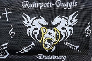 02 Musikf RuhrpGugg 2024-05-04 01  Unser erster Tourtag, der 4. Mai 2024 - Die erste Station führte uns über den Rhein nach Kamp Lintfort zum Karnevals Komitee Kolping, zur des Sommerfest. Den Zweiten Termin hatten wir in Rheinhausen an Manu´s Treff. Dort hatten die Ruhrpott-Guggis  Musikfest mit Party-Night geladen. Danach folgten wir der Einladung zum Maifest der Rot-Goldenen KG in Duisburg Laar. : DVPJ, Holger II, Phil II., Prinz Karneval, Prinz, Prinzessin Mia I., Hofmarschälle, Page, Pagen, Paginnen, HDK, Duisburg, Karneval, Helau, Tollität, Event, Session 2024, Session 2025, HDK Duisburg, Hauptausschuss, Hauptausschuss Karneval Duisburg, Duisburg ist echt