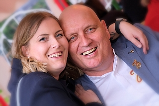 03 Maifest RGLaar 2024-05-04 07  Unser erster Tourtag, der 4. Mai 2024 - Die erste Station führte uns über den Rhein nach Kamp Lintfort zum Karnevals Komitee Kolping, zur des Sommerfest. Den Zweiten Termin hatten wir in Rheinhausen an Manu´s Treff. Dort hatten die Ruhrpott-Guggis  Musikfest mit Party-Night geladen. Danach folgten wir der Einladung zum Maifest der Rot-Goldenen KG in Duisburg Laar. : DVPJ, Holger II, Phil II., Prinz Karneval, Prinz, Prinzessin Mia I., Hofmarschälle, Page, Pagen, Paginnen, HDK, Duisburg, Karneval, Helau, Tollität, Event, Session 2024, Session 2025, HDK Duisburg, Hauptausschuss, Hauptausschuss Karneval Duisburg, Duisburg ist echt