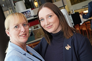 SponTref 2024-06-06 05  Sponsorentreffen im IntercityHotel am 6. Juni 2024 - „Ohne Sie funktioniert es nicht! Auch wir schaffen es nicht alleine!“ Unter diesem Motto hatte die designierte Prinzencrew 2025 zum Sponsorentreffen in IntercityHotel am Duisburger Hauptbahnhof geladen, um das Interesse an den vielfältigen Aktivitäten der Crew zu wecken. : DVPJ, Holger II, Phil II., Prinz Karneval, Prinz, Prinzessin Mia I., Hofmarschälle, Page, Pagen, Paginnen, HDK, Duisburg, Karneval, Helau, Tollität, Event, Session 2024, Session 2025, HDK Duisburg, Hauptausschuss, Hauptausschuss Karneval Duisburg, Duisburg ist echt
