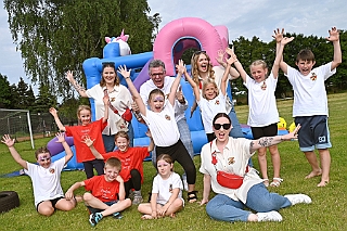 01 SommerfStadtgrd 2024-06-29 14  Ein schöner Tag… - Am Samstag dem 29. Juni waren Gäste auf dem Sommerfest der Stadtgarde Rot-Weiss auf dem dem Gelände des PSV 1900 an der Futterstraße. Danach besuchten wir das GARDEGRILLEN der Prinzengarde an der Wagenhalle an der Sympherstraße. : DVPJ, Holger II, Phil II., Prinz Karneval, Prinz, Prinzessin Mia I., Hofmarschälle, Page, Pagen, Paginnen, HDK, Duisburg, Karneval, Helau, Tollität, Event, Session 2024, Session 2025, HDK Duisburg, Hauptausschuss, Hauptausschuss Karneval Duisburg, Duisburg ist echt