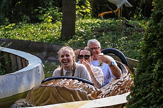 Wunderland 2024-08-18 28  Ausflug nach Kalkar - Am Sonntag dem 18. August machten wir mit der „Kleinen“-Prinzencrew  einen wunderschönen und spaßigen Ausflug ins „Wunderland Kalkar“. Dabei blieb kein Auge und auch kein T-Shirt trocken. : DVPJ, Holger II, Phil II., Prinz Karneval, Prinz, Prinzessin Mia I., Hofmarschälle, Page, Pagen, Paginnen, HDK, Duisburg, Karneval, Helau, Tollität, Event, Session 2024, Session 2025, HDK Duisburg, Hauptausschuss, Hauptausschuss Karneval Duisburg, Duisburg ist echt