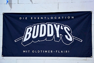 02 Oktoberf BUDDYS 2024-10-05 01  Oktoberfest -Tour, die Dritte - Samstag der 5. Oktober. Unsere Station war das 2. „Lions“ Oktoberfest  des Lions Hilfswerk Duisburg-Concordia in der Location „kalt.weiss.trocken.“ Danach ging es noch ins „BUDDY`S“, der Eventlocation mit Oldtimer.Flair. : DVPJ, Holger II, Phil II., Prinz Karneval, Prinz, Prinzessin Mia I., Hofmarschälle, Page, Pagen, Paginnen, HDK, Duisburg, Karneval, Helau, Tollität, Event, Session 2024, Session 2025, HDK Duisburg, Hauptausschuss, Hauptausschuss Karneval Duisburg, Duisburg ist echt