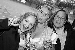 Koenigreich Duissern 2024-10-06 32  Gaudi beim Frühschoppen - „O`zapft is“ morgens um 11 Uhr in die Tennis Gaststätte des DSC Preussen aus der Futterstraße. Die KG Königreich Duissern hatte zum Wies`n Frühschoppen geladen. : DVPJ, Holger II, Phil II., Prinz Karneval, Prinz, Prinzessin Mia I., Hofmarschälle, Page, Pagen, Paginnen, HDK, Duisburg, Karneval, Helau, Tollität, Event, Session 2024, Session 2025, HDK Duisburg, Hauptausschuss, Hauptausschuss Karneval Duisburg, Duisburg ist echt