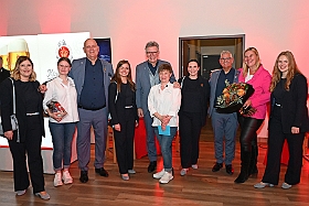 IntercityHotel 2024-10-25 03  Gemütlich im IntercityHotel - Der „Abend mit der Prinzencrew“  in der zukünftigen Hofburg. Ins IntercityHotel hatte am Freitag 25. Oktober Sponsoren und Freunde eingeladen. : DVPJ, Holger II, Phil II., Prinz Karneval, Prinz, Prinzessin Mia I., Hofmarschälle, Page, Pagen, Paginnen, HDK, Duisburg, Karneval, Helau, Tollität, Event, Session 2024, Session 2025, HDK Duisburg, Hauptausschuss, Hauptausschuss Karneval Duisburg, Duisburg ist echt