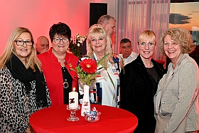 IntercityHotel 2024-10-25 08  Gemütlich im IntercityHotel - Der „Abend mit der Prinzencrew“  in der zukünftigen Hofburg. Ins IntercityHotel hatte am Freitag 25. Oktober Sponsoren und Freunde eingeladen. : DVPJ, Holger II, Phil II., Prinz Karneval, Prinz, Prinzessin Mia I., Hofmarschälle, Page, Pagen, Paginnen, HDK, Duisburg, Karneval, Helau, Tollität, Event, Session 2024, Session 2025, HDK Duisburg, Hauptausschuss, Hauptausschuss Karneval Duisburg, Duisburg ist echt