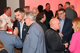 IntercityHotel 2024-10-25 16  Gemütlich im IntercityHotel - Der „Abend mit der Prinzencrew“  in der zukünftigen Hofburg. Ins IntercityHotel hatte am Freitag 25. Oktober Sponsoren und Freunde eingeladen. : DVPJ, Holger II, Phil II., Prinz Karneval, Prinz, Prinzessin Mia I., Hofmarschälle, Page, Pagen, Paginnen, HDK, Duisburg, Karneval, Helau, Tollität, Event, Session 2024, Session 2025, HDK Duisburg, Hauptausschuss, Hauptausschuss Karneval Duisburg, Duisburg ist echt