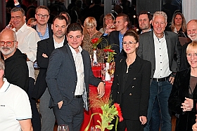 IntercityHotel 2024-10-25 32  Gemütlich im IntercityHotel - Der „Abend mit der Prinzencrew“  in der zukünftigen Hofburg. Ins IntercityHotel hatte am Freitag 25. Oktober Sponsoren und Freunde eingeladen. : DVPJ, Holger II, Phil II., Prinz Karneval, Prinz, Prinzessin Mia I., Hofmarschälle, Page, Pagen, Paginnen, HDK, Duisburg, Karneval, Helau, Tollität, Event, Session 2024, Session 2025, HDK Duisburg, Hauptausschuss, Hauptausschuss Karneval Duisburg, Duisburg ist echt