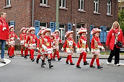 AuftaktNord 2024-11-08 20  Alle unter einer Kappe - die Nordvereine - Begonnen hat der Tag mit der karnevalistischen Messe in der Abteikirche in Duisburg Hamborn. Von dort zogen wir mit den geladen Vereinen zum Rathaus. Wir begleiteten das bunte Programm mit unserer Vorstellung zusammen mit der Kinderprinzencrew. : DVPJ, Holger II, Phil II., Prinz Karneval, Prinz, Prinzessin Mia I., Hofmarschälle, Page, Pagen, Paginnen, HDK, Duisburg, Karneval, Helau, Tollität, Event, Session 2024, Session 2025, HDK Duisburg, Hauptausschuss, Hauptausschuss Karneval Duisburg, Duisburg ist echt