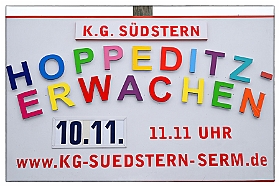 02 HoppeSuedstern2024-11-10 01  Sessionsauftakt im Süden - Den Anfang am Sonntagmorgen mach wir in Buchholz. Auf dem Norbert-Spitzer-Platz eröffnet die KG Alle Mann an Bord - die »Blauen Jungs« 1955 e.V. die Session 2024/25 mit einem Biwak. Ein kleine Zwischenstop führt uns nach Serm. Der dortige Südstern feiert dort das Erwachen des Hoppeditz. Danach wird es dann wieder offiziell beim Biwak in Buchholz. : DVPJ, Holger II, Phil II., Prinz Karneval, Prinz, Prinzessin Mia I., Hofmarschälle, Page, Pagen, Paginnen, HDK, Duisburg, Karneval, Helau, Tollität, Event, Session 2024, Session 2025, HDK Duisburg, Hauptausschuss, Hauptausschuss Karneval Duisburg, Duisburg ist echt