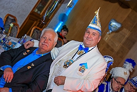 KGK Prinzenempfang 2024-11-22 12  Zur Gratulation nach Moers - Am Freitagabend im „Haus Engeln“ in Moers. Empfang des KGK mit dem Moerser Prinzenpaar  2024 Prinz Pascal I. und Prinzessin Elsa I. : DVPJ, Holger II, Phil II., Prinz Karneval, Prinz, Prinzessin Mia I., Hofmarschälle, Page, Pagen, Paginnen, HDK, Duisburg, Karneval, Helau, Tollität, Event, Session 2024, Session 2025, HDK Duisburg, Hauptausschuss, Hauptausschuss Karneval Duisburg, Duisburg ist echt