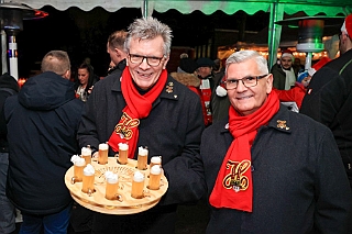 ForumAdventus-RG 2024-12-15 10  Im Adventsquartier - Sonntag 15. Dezember war wir zu Gast im Adventsquartier der Römergarde der Stadt Duisburg MMIV e.V., dem „Forum Adventus“. Seit Jahren eine schöne Tradition. : DVPJ, Holger II, Phil II., Prinz Karneval, Prinz, Prinzessin Mia I., Hofmarschälle, Page, Pagen, Paginnen, HDK, Duisburg, Karneval, Helau, Tollität, Event, Session 2024, Session 2025, HDK Duisburg, Hauptausschuss, Hauptausschuss Karneval Duisburg, Duisburg ist echt
