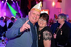 88JahrePrinzengarde 2025- 01-14 20  Galaabend zum Jubiläum - „Fastelovend“ im Steinhof. Die Prinzengarde feierte ihr 88-jähriges Bestehen mit einem rauschendem Galaabend im  Kultur- und Bürgerzentrum Duisburg-Süd „Steinhof“ Huckingen und die kölner Karnevalgrößen gaben sich die Klinke in die Hand. : DVPJ, Holger II, Phil II., Prinz Karneval, Prinz, Prinzessin Mia I., Hofmarschälle, Page, Pagen, Paginnen, HDK, Duisburg, Karneval, Helau, Tollität, Event, Session 2024, Session 2025, HDK Duisburg, Hauptausschuss, Hauptausschuss Karneval Duisburg, Duisburg ist echt