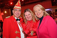 88JahrePrinzengarde 2025- 01-14 22  Galaabend zum Jubiläum - „Fastelovend“ im Steinhof. Die Prinzengarde feierte ihr 88-jähriges Bestehen mit einem rauschendem Galaabend im  Kultur- und Bürgerzentrum Duisburg-Süd „Steinhof“ Huckingen und die kölner Karnevalgrößen gaben sich die Klinke in die Hand. : DVPJ, Holger II, Phil II., Prinz Karneval, Prinz, Prinzessin Mia I., Hofmarschälle, Page, Pagen, Paginnen, HDK, Duisburg, Karneval, Helau, Tollität, Event, Session 2024, Session 2025, HDK Duisburg, Hauptausschuss, Hauptausschuss Karneval Duisburg, Duisburg ist echt