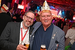 88JahrePrinzengarde 2025- 01-14 28  Galaabend zum Jubiläum - „Fastelovend“ im Steinhof. Die Prinzengarde feierte ihr 88-jähriges Bestehen mit einem rauschendem Galaabend im  Kultur- und Bürgerzentrum Duisburg-Süd „Steinhof“ Huckingen und die kölner Karnevalgrößen gaben sich die Klinke in die Hand. : DVPJ, Holger II, Phil II., Prinz Karneval, Prinz, Prinzessin Mia I., Hofmarschälle, Page, Pagen, Paginnen, HDK, Duisburg, Karneval, Helau, Tollität, Event, Session 2024, Session 2025, HDK Duisburg, Hauptausschuss, Hauptausschuss Karneval Duisburg, Duisburg ist echt
