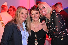 88JahrePrinzengarde 2025- 01-14 30  Galaabend zum Jubiläum - „Fastelovend“ im Steinhof. Die Prinzengarde feierte ihr 88-jähriges Bestehen mit einem rauschendem Galaabend im  Kultur- und Bürgerzentrum Duisburg-Süd „Steinhof“ Huckingen und die kölner Karnevalgrößen gaben sich die Klinke in die Hand. : DVPJ, Holger II, Phil II., Prinz Karneval, Prinz, Prinzessin Mia I., Hofmarschälle, Page, Pagen, Paginnen, HDK, Duisburg, Karneval, Helau, Tollität, Event, Session 2024, Session 2025, HDK Duisburg, Hauptausschuss, Hauptausschuss Karneval Duisburg, Duisburg ist echt