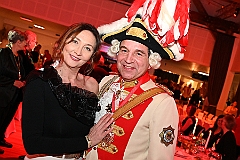 88JahrePrinzengarde 2025- 01-14 33  Galaabend zum Jubiläum - „Fastelovend“ im Steinhof. Die Prinzengarde feierte ihr 88-jähriges Bestehen mit einem rauschendem Galaabend im  Kultur- und Bürgerzentrum Duisburg-Süd „Steinhof“ Huckingen und die kölner Karnevalgrößen gaben sich die Klinke in die Hand. : DVPJ, Holger II, Phil II., Prinz Karneval, Prinz, Prinzessin Mia I., Hofmarschälle, Page, Pagen, Paginnen, HDK, Duisburg, Karneval, Helau, Tollität, Event, Session 2024, Session 2025, HDK Duisburg, Hauptausschuss, Hauptausschuss Karneval Duisburg, Duisburg ist echt