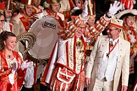 Kuerung 2025-01-18 039  Endlich Prinz Holger II. - Am Samstag 18. Januar 2025 war es endlich soweit. Kürung se. Tollität Prinz Holger II. Mit einem Gala-Abend in der ausverkauften Mercatorhalle in Duisburg. Ein stimmungsvoller Abend mit Show, Musik und Tanz.  Vorab präsentierte sich die Prinzencrew 2025 im WYNDHAM Hotel Duisburger Hof der Leibgarde se. Tollität, die Prinzengarde der Stadt Duisburg. : DVPJ, Holger II, Phil II., Prinz Karneval, Prinz, Prinzessin Mia I., Hofmarschälle, Page, Pagen, Paginnen, HDK, Duisburg, Karneval, Helau, Tollität, Event, Session 2024, Session 2025, HDK Duisburg, Hauptausschuss, Hauptausschuss Karneval Duisburg, Duisburg ist echt