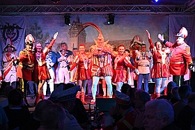02 Herren Ehrengarde 2025-01-19 05  Der 1. Tour-Tag der Prinzencrew 2025 - Nach einer kurzen Nacht hieß es Sonntag vormittag auf zur Herrenmatinee der 1. Ruhrorten KG Weiß-Grün im WYNDHAM Hotel Duisburg Hof. Danach hieß es drei mal Herrensitzung. In der „Alten Feuerwache“ bei der Ehrengarde Blau-Weiß, dann bei der KVO und zum Schluss bei der KG Bau-Silber in Rheinhausen. : DVPJ, Holger II, Phil II., Prinz Karneval, Prinz, Prinzessin Mia I., Hofmarschälle, Page, Pagen, Paginnen, HDK, Duisburg, Karneval, Helau, Tollität, Event, Session 2024, Session 2025, HDK Duisburg, Hauptausschuss, Hauptausschuss Karneval Duisburg, Duisburg ist echt