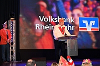 Volksbank 2025--01-23 018  Zusammen mit den Kölnern - Im Kultur- und Bürgerzentrum Duisburg-Süd „Steinhof“ Huckingen war zum 9. Mal die Volksbank Rhein-Ruhr Veranstalter einer Karnevalssitzung. Mit im Programm die Kinderprinzencrew und einige großartige Künstler des Kölner Karnevals, wie Kasalla, Räuber, dem Sitzungspräsidenten Volker Weininger, Martin Schopps. : DVPJ, Holger II, Phil II., Prinz Karneval, Prinz, Prinzessin Mia I., Hofmarschälle, Page, Pagen, Paginnen, HDK, Duisburg, Karneval, Helau, Tollität, Event, Session 2024, Session 2025, HDK Duisburg, Hauptausschuss, Hauptausschuss Karneval Duisburg, Duisburg ist echt