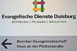 02 SeniorenkarBeeck 2025-01-29 01  Duisburg Kontor und Seniorenkarneval - Traditioneller Prinzenempfang bei Duisburg Kontor im CityPalais. Uwe Kluge, Geschäftsführer von Duisburg Kontor, begrüßte zusammen mit einigen seiner Mitarbeiter  Stadtprinz Holger II. und die Kinderprinzencrew in der VIP-Lounge des CityPalais. Danach ging es zum Seniorenkarneval der Evangelischen Dienste Duisburg „Beecker Hausgemeinschaften / Haus an der Flottenstraße“. : DVPJ, Holger II, Phil II., Prinz Karneval, Prinz, Prinzessin Mia I., Hofmarschälle, Page, Pagen, Paginnen, HDK, Duisburg, Karneval, Helau, Tollität, Event, Session 2024, Session 2025, HDK Duisburg, Hauptausschuss, Hauptausschuss Karneval Duisburg, Duisburg ist echt