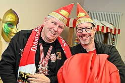 02 SeniorenkarBeeck 2025-01-29 13  Duisburg Kontor und Seniorenkarneval - Traditioneller Prinzenempfang bei Duisburg Kontor im CityPalais. Uwe Kluge, Geschäftsführer von Duisburg Kontor, begrüßte zusammen mit einigen seiner Mitarbeiter  Stadtprinz Holger II. und die Kinderprinzencrew in der VIP-Lounge des CityPalais. Danach ging es zum Seniorenkarneval der Evangelischen Dienste Duisburg „Beecker Hausgemeinschaften / Haus an der Flottenstraße“. : DVPJ, Holger II, Phil II., Prinz Karneval, Prinz, Prinzessin Mia I., Hofmarschälle, Page, Pagen, Paginnen, HDK, Duisburg, Karneval, Helau, Tollität, Event, Session 2024, Session 2025, HDK Duisburg, Hauptausschuss, Hauptausschuss Karneval Duisburg, Duisburg ist echt