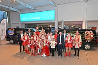 01 VW Tiemeyer 2025-01-31 03  ON TOUR- Freitag 31. Januar - Als Erstes besuchen wir das Volkswagen Zentrum Duisburg der Tiemeyer Gruppe. Dies macht NRW mobil, als auch die Duisburger Prinezencrews. Die Duisburger Standorte zeigen vor allem in der Umgebung großes Engagement, auch im Karneval. Danach ging’s in die Glückaufhalle, Herrensitzung der Narrenzunft. Den Abend ausklingen ließen wir gemütlich bei dem Jubiläumsempfang zu „55 Jahre“ Marxloher.Jecken. : DVPJ, Holger II, Phil II., Prinz Karneval, Prinz, Prinzessin Mia I., Hofmarschälle, Page, Pagen, Paginnen, HDK, Duisburg, Karneval, Helau, Tollität, Event, Session 2024, Session 2025, HDK Duisburg, Hauptausschuss, Hauptausschuss Karneval Duisburg, Duisburg ist echt