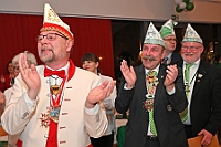 03 55Jahre MarxJeck 2025-01-31 21  ON TOUR- Freitag 31. Januar - Als Erstes besuchen wir das Volkswagen Zentrum Duisburg der Tiemeyer Gruppe. Dies macht NRW mobil, als auch die Duisburger Prinezencrews. Die Duisburger Standorte zeigen vor allem in der Umgebung großes Engagement, auch im Karneval. Danach ging’s in die Glückaufhalle, Herrensitzung der Narrenzunft. Den Abend ausklingen ließen wir gemütlich bei dem Jubiläumsempfang zu „55 Jahre“ Marxloher.Jecken. : DVPJ, Holger II, Phil II., Prinz Karneval, Prinz, Prinzessin Mia I., Hofmarschälle, Page, Pagen, Paginnen, HDK, Duisburg, Karneval, Helau, Tollität, Event, Session 2024, Session 2025, HDK Duisburg, Hauptausschuss, Hauptausschuss Karneval Duisburg, Duisburg ist echt