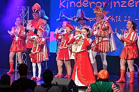 Lebenshilfe 2025--02-02  30  Ein Volles Haus - Die 14. Integrative Karnevalssitzung der Lebenshilfe Duisburg im Kultur- und Bürgerzentrum Duisburg-Süd „Steinhof“ Huckingen. Mit vielen tollen Showacts und natürlich mit den Duisburger Prinzencrews. Durch das Programm führte „Obelix“ Michel. : DVPJ, Holger II, Phil II., Prinz Karneval, Prinz, Prinzessin Mia I., Hofmarschälle, Page, Pagen, Paginnen, HDK, Duisburg, Karneval, Helau, Tollität, Event, Session 2024, Session 2025, HDK Duisburg, Hauptausschuss, Hauptausschuss Karneval Duisburg, Duisburg ist echt