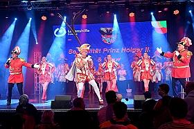 Lebenshilfe 2025--02-02  54  Ein Volles Haus - Die 14. Integrative Karnevalssitzung der Lebenshilfe Duisburg im Kultur- und Bürgerzentrum Duisburg-Süd „Steinhof“ Huckingen. Mit vielen tollen Showacts und natürlich mit den Duisburger Prinzencrews. Durch das Programm führte „Obelix“ Michel. : DVPJ, Holger II, Phil II., Prinz Karneval, Prinz, Prinzessin Mia I., Hofmarschälle, Page, Pagen, Paginnen, HDK, Duisburg, Karneval, Helau, Tollität, Event, Session 2024, Session 2025, HDK Duisburg, Hauptausschuss, Hauptausschuss Karneval Duisburg, Duisburg ist echt