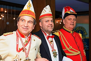 LionsClub 2025-02-04 06  Lions Club - Im Vereinsheim vom Tennis-Club DSC Preußen 1901 e.V. besuchten wir den „Lions Club Duisburg-Concordia“. : DVPJ, Holger II, Phil II., Prinz Karneval, Prinz, Prinzessin Mia I., Hofmarschälle, Page, Pagen, Paginnen, HDK, Duisburg, Karneval, Helau, Tollität, Event, Session 2024, Session 2025, HDK Duisburg, Hauptausschuss, Hauptausschuss Karneval Duisburg, Duisburg ist echt