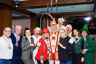 LionsClub 2025-02-04 12  Lions Club - Im Vereinsheim vom Tennis-Club DSC Preußen 1901 e.V. besuchten wir den „Lions Club Duisburg-Concordia“. : DVPJ, Holger II, Phil II., Prinz Karneval, Prinz, Prinzessin Mia I., Hofmarschälle, Page, Pagen, Paginnen, HDK, Duisburg, Karneval, Helau, Tollität, Event, Session 2024, Session 2025, HDK Duisburg, Hauptausschuss, Hauptausschuss Karneval Duisburg, Duisburg ist echt