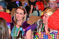 02 JeckUnterStrom  2025-02-05 025  In Duisburg feiert man auch Mittwochs - Am Späten Nachmittag hatten wir den ersten Termin in Essen. Hausfrauennachmittag im Pfarrheim Herz-Jesu der 1.Gr. KG „Klein-aaf“ aus Essen-Borbeck. Und dann folge ein langer ,kölscher, Abend im Kultur- und Bürgerzentrum Duisburg-Süd Steinhof Huckingen e.V. Dort hieß es „Jeck unter Strom“. : DVPJ, Holger II, Phil II., Prinz Karneval, Prinz, Prinzessin Mia I., Hofmarschälle, Page, Pagen, Paginnen, HDK, Duisburg, Karneval, Helau, Tollität, Event, Session 2024, Session 2025, HDK Duisburg, Hauptausschuss, Hauptausschuss Karneval Duisburg, Duisburg ist echt
