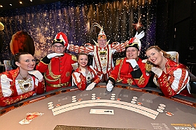 Casino 2025-02-11 17  Sponsorenbesuch - Ein Sponsor der Prinzencrew ist das „MERKUR CASINO DUISBURG“. Das Casino Duisburg steht für modernes Entertainment in einer atemberaubenden Atmosphäre. : DVPJ, Holger II, Phil II., Prinz Karneval, Prinz, Prinzessin Mia I., Hofmarschälle, Page, Pagen, Paginnen, HDK, Duisburg, Karneval, Helau, Tollität, Event, Session 2024, Session 2025, HDK Duisburg, Hauptausschuss, Hauptausschuss Karneval Duisburg, Duisburg ist echt