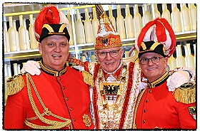 Casino 2025-02-11 25  Sponsorenbesuch - Ein Sponsor der Prinzencrew ist das „MERKUR CASINO DUISBURG“. Das Casino Duisburg steht für modernes Entertainment in einer atemberaubenden Atmosphäre. : DVPJ, Holger II, Phil II., Prinz Karneval, Prinz, Prinzessin Mia I., Hofmarschälle, Page, Pagen, Paginnen, HDK, Duisburg, Karneval, Helau, Tollität, Event, Session 2024, Session 2025, HDK Duisburg, Hauptausschuss, Hauptausschuss Karneval Duisburg, Duisburg ist echt