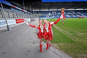 01 MSV ARENA 2025-02-11 14  Fussball und Seniorenkarneval - Mit Ausblick auf den 22. Spieltag des MSV gegen den SC Paderborn waren schon mal in der schauinsland-reisen Arena. Danach ging es zum Seniorenkarneval der Evangelischen Dienste Duisburg in Homberg. : DVPJ, Holger II, Phil II., Prinz Karneval, Prinz, Prinzessin Mia I., Hofmarschälle, Page, Pagen, Paginnen, HDK, Duisburg, Karneval, Helau, Tollität, Event, Session 2024, Session 2025, HDK Duisburg, Hauptausschuss, Hauptausschuss Karneval Duisburg, Duisburg ist echt