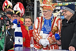 MSV Spieltag 2025-02-14 13  In der schauinsland-reisen Arena - Am 22. Spieltag des MSV gegen den SC Paderborn waren Gäste in Arena. Schade nur das es eine torlose Begegnung war. Wir hatten auf 3 Punkte gesetzt. : DVPJ, Holger II, Phil II., Prinz Karneval, Prinz, Prinzessin Mia I., Hofmarschälle, Page, Pagen, Paginnen, HDK, Duisburg, Karneval, Helau, Tollität, Event, Session 2024, Session 2025, HDK Duisburg, Hauptausschuss, Hauptausschuss Karneval Duisburg, Duisburg ist echt