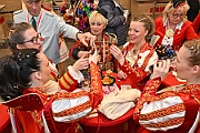 Karnevalssamstagstour 2025-03-01 018  Die Karnevalssamtags-Tour - Um acht Uhr wird vor dem WYNDHAM Hotel Duisburger Hof die Kinderprinzencrew geweckt. Danach folgen noch bis Mitternacht 10 weitere Termin. U.a. der Hamborner Kinderkarnevalszug, das Biwak von Ehren- und Bürgergarde und Schützenkarneval. : DVPJ, Holger II, Phil II., Prinz Karneval, Prinz, Prinzessin Mia I., Hofmarschälle, Page, Pagen, Paginnen, HDK, Duisburg, Karneval, Helau, Tollität, Event, Session 2024, Session 2025, HDK Duisburg, Hauptausschuss, Hauptausschuss Karneval Duisburg, Duisburg ist echt