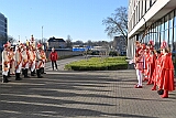Rosenmontag 2025-03-03 012  „Just Married“ und dann Rosenmontag - Ein ungewöhnlicher Start in den Rosenmontag. Im Standesamt geben sich vor OB Sören Link Lara und Chris Loosen das Ja-Wort. Dann Prinzenwecken vor dem IntercityHotel. Im Rathaus geht es weiter mit dem Prinzenfrühstück im Ratssaal. Prinz Holger II. und Hofmarschälle erhalten den „Stern“ und gehören jetzt zum „Club der alten Herrn“. Bei  Kaiserwetter dann der Umzug durch die Stadt. Bei der After-Zug-Party ist dann Schluss, die Crew werden nach einer erfolgreichen Session verabschiedet. : DVPJ, Holger II, Phil II., Prinz Karneval, Prinz, Prinzessin Mia I., Hofmarschälle, Page, Pagen, Paginnen, HDK, Duisburg, Karneval, Helau, Tollität, Event, Session 2024, Session 2025, HDK Duisburg, Hauptausschuss, Hauptausschuss Karneval Duisburg, Duisburg ist echt