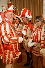 Kuerung Toni I 2026-01-10 006  Endlich Karnevalsprinz: Toni I. -  Am Samstag 10. Januar 2026 war es endlich soweit. Kürung se. Tollität Prinz Toni I., im Rahmen eines hochklassigen Galaabends in der ausverkauften Mercatorhalle in Duisburg. Ein stimmungsvoller Abend mit Show, Musik und Tanz. Vorab präsentierte sich die Prinzencrew 2026 im WYNDHAM Hotel Duisburger Hof der Leibgarde se. Tollität, die Prinzengarde der Stadt Duisburg. : DVPJ, Toni I, Jules I., Prinz Karneval, Prinz, Prinzessin Aileen I., Hofmarschälle, Page, Pagen, Paginnen, HDK, Duisburg, Karneval, Helau, Tollität, Event, Session 2025, Session 2025, HDK Duisburg, Hauptausschuss, Hauptausschuss Karneval Duisburg, Duisburg ist echt