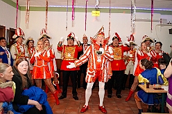 01 HultschStuebchen 2026-02-13 06  Tour-Tag, 13. Februar - Wir begannen den Freitagabend mit dem Kneipenkarneval im „Hultschiner Stübchen“ in Wanheimerort. Dann folgten die Karnevalsparty der der Rotgoldenen in Laar und der Klostersturm der Abteifrauen in Hamborn. Danach dann zur Kostümparty des SZ der Prinzengatde. Zum Abschluss dann  2 Termine in Serm, einmal zu den Amazonen und einmal bei der dortigen Prinzengarde. : DVPJ, Toni I, Jules I., Prinz Karneval, Prinz, Prinzessin Aileen I., Hofmarschälle, Page, Pagen, Paginnen, HDK, Duisburg, Karneval, Helau, Tollität, Event, Session 2025, Session 2025, HDK Duisburg, Hauptausschuss, Hauptausschuss Karneval Duisburg, Duisburg ist echt