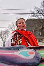 02 Kinderkarnevalszug 2026-02-14 33  Am Nelkensamstag, 14. Februar - Nach dem Wecken der Kinderprinezcrew, dem Besuch des Kinderkarnevalszugs in Hamborm und des Biwaks der Ehrengarde mit der Bürgergarde vor dem Forum, standen dann die letzten Saalveranstaltungen am Abend auf dem Programm. Wir bedanken uns nochmals für die tollen Geschenke die wir dort erhalten haben. : DVPJ, Toni I, Jules I., Prinz Karneval, Prinz, Prinzessin Aileen I., Hofmarschälle, Page, Pagen, Paginnen, HDK, Duisburg, Karneval, Helau, Tollität, Event, Session 2025, Session 2025, HDK Duisburg, Hauptausschuss, Hauptausschuss Karneval Duisburg, Duisburg ist echt
