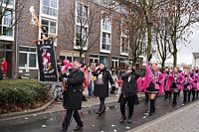 Rosenmontag Wecken Rathaus Umzug Heerlager 2026-02-16 079  Rosenmontag 2026 - Es sollte unser schönster Tag werden, aber das Wetter wollte es anders. Trotzdem wird er unvergesslich bleiben. Beim Wecken  vor dem WYNDHAM Hotel Duisburger Hof war es schon recht ungemütlich. Danach verbrachten wir ein paar schöne Stunden in unserem Rathaus, beim Prinzenfrühstück mit OB Sören Link. Pünktlich zum Start des Rosenmontagszugs geht es los mit dem Regen, bis auf kurze Momente hielt er an bis zum Ende des Zuges. Nachdem sich alle im König Pilsener Festzelt auf gewärmt hatten, kamen auf der Bühne die Verabschiedung von unserer Crew, Toni I., und der Kinderprinzencrew 2026. : DVPJ, Toni I, Jules I., Prinz Karneval, Prinz, Prinzessin Aileen I., Hofmarschälle, Page, Pagen, Paginnen, HDK, Duisburg, Karneval, Helau, Tollität, Event, Session 2025, Session 2025, HDK Duisburg, Hauptausschuss, Hauptausschuss Karneval Duisburg, Duisburg ist echt