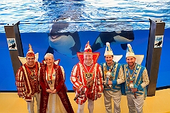 Teneriffa 2026-02-22 13  Teneriffa 2026 - Carnaval Puerto de la Cruz. Es war ein schöner, bunter und warmer Abschluss unserer fantastischen Prinzensession. : DVPJ, Toni I, Jules I., Prinz Karneval, Prinz, Prinzessin Aileen I., Hofmarschälle, Page, Pagen, Paginnen, HDK, Duisburg, Karneval, Helau, Tollität, Event, Session 2025, Session 2025, HDK Duisburg, Hauptausschuss, Hauptausschuss Karneval Duisburg, Duisburg ist echt