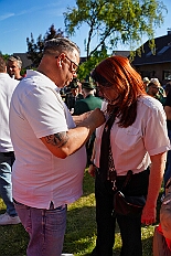 03 BSG Baerl 2025-05-10 08  Tour am Samstag 10. Mai - Wir beginnen die Tour im Garten von Katrin und Pavel (Weger), die Betreuer der Kinderprinzencrew, mit Markus Krebs und seinen Logengästen bei einer Grillparty. Danach geht es nach Laar wo die KG der Rot-Goldenen ihr traditionelles Maifest feiert. Weiter zur Baerler Mühle (Lohmühle), dort lässt die Bürger-Schützengesellschaft Baerl ihren Ausmarsch ausklingen. Nach kurzem Besuch bei Toni’s Kegelbrüdern im Lifestyle geht es nach Bissingheim zum „Hippen-Grillen“ in Ulrike und Reinhard Rüster’s Garten. : DVPJ, Toni I, Jules I., Prinz Karneval, Prinz, Prinzessin Aileen I., Hofmarschälle, Page, Pagen, Paginnen, HDK, Duisburg, Karneval, Helau, Tollität, Event, Session 2025, Session 2025, HDK Duisburg, Hauptausschuss, Hauptausschuss Karneval Duisburg, Duisburg ist echt