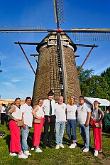 03 BSG Baerl 2025-05-10 15  Tour am Samstag 10. Mai - Wir beginnen die Tour im Garten von Katrin und Pavel (Weger), die Betreuer der Kinderprinzencrew, mit Markus Krebs und seinen Logengästen bei einer Grillparty. Danach geht es nach Laar wo die KG der Rot-Goldenen ihr traditionelles Maifest feiert. Weiter zur Baerler Mühle (Lohmühle), dort lässt die Bürger-Schützengesellschaft Baerl ihren Ausmarsch ausklingen. Nach kurzem Besuch bei Toni’s Kegelbrüdern im Lifestyle geht es nach Bissingheim zum „Hippen-Grillen“ in Ulrike und Reinhard Rüster’s Garten. : DVPJ, Toni I, Jules I., Prinz Karneval, Prinz, Prinzessin Aileen I., Hofmarschälle, Page, Pagen, Paginnen, HDK, Duisburg, Karneval, Helau, Tollität, Event, Session 2025, Session 2025, HDK Duisburg, Hauptausschuss, Hauptausschuss Karneval Duisburg, Duisburg ist echt