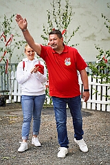 03 Mercuralia 2025-05-17 10  Samstag Tour 17. Mai - Zum ersten Termin führt uns der Weg zum Landschaftspark Nord. Kielgeholt - das Wollfest in Duisburg heißt es, wir treffen u.a. die KG Alle Mann an Bord und die Piraten des Südens. Danach gehts über den Rhein nach Moers zum Sommerfest der Moerser KG Funion.  Von dort fahren fahren wir nach Dinslaken zum MERCURALIA, das XVII. Maifest der Römergarde. : DVPJ, Toni I, Jules I., Prinz Karneval, Prinz, Prinzessin Aileen I., Hofmarschälle, Page, Pagen, Paginnen, HDK, Duisburg, Karneval, Helau, Tollität, Event, Session 2025, Session 2025, HDK Duisburg, Hauptausschuss, Hauptausschuss Karneval Duisburg, Duisburg ist echt