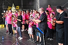 HDK SommBiwak 2025-07-20 15  HDK Sommer-Biwak 2025 - Pünktlich um 11.11 Uhr startete das 8. Sommer-Biwak vom Hauptausschuss auf der Hauptbühne beim Duisburger Stadtfest zwischen City Palais und Forum. Die Akteure an diesem sonnigen Sonntag, Solo-Mariechen ⁠Annika, Gardetanz der KG Rote Funken, die Band „⁠KASCHÄMM“, die Piraten des Südens, die „Lecker Mädchen“ KG Südstern, wir die des. Prinzencrew 2025/26 mit Toni I. und ⁠ die “Funky Marys“ und der Tanzsport vom Königreich Duissern. Für musikalische Untermalung sorgte Christian Mauermann vom DJ Duo Schwarzwaldzimmer. : DVPJ, Toni I, Jules I., Prinz Karneval, Prinz, Prinzessin Aileen I., Hofmarschälle, Page, Pagen, Paginnen, HDK, Duisburg, Karneval, Helau, Tollität, Event, Session 2025, Session 2025, HDK Duisburg, Hauptausschuss, Hauptausschuss Karneval Duisburg, Duisburg ist echt