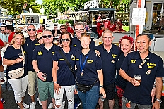 HDK SommBiwak 2025-07-20 36  HDK Sommer-Biwak 2025 - Pünktlich um 11.11 Uhr startete das 8. Sommer-Biwak vom Hauptausschuss auf der Hauptbühne beim Duisburger Stadtfest zwischen City Palais und Forum. Die Akteure an diesem sonnigen Sonntag, Solo-Mariechen ⁠Annika, Gardetanz der KG Rote Funken, die Band „⁠KASCHÄMM“, die Piraten des Südens, die „Lecker Mädchen“ KG Südstern, wir die des. Prinzencrew 2025/26 mit Toni I. und ⁠ die “Funky Marys“ und der Tanzsport vom Königreich Duissern. Für musikalische Untermalung sorgte Christian Mauermann vom DJ Duo Schwarzwaldzimmer. : DVPJ, Toni I, Jules I., Prinz Karneval, Prinz, Prinzessin Aileen I., Hofmarschälle, Page, Pagen, Paginnen, HDK, Duisburg, Karneval, Helau, Tollität, Event, Session 2025, Session 2025, HDK Duisburg, Hauptausschuss, Hauptausschuss Karneval Duisburg, Duisburg ist echt