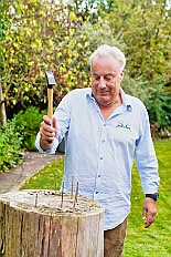 01 WarmUpBausch 2025-09-27 12  Im Partydorf is O`zapft - Zuerst waren wir zum „Warm Up“ bei Anke und Axel (Bausch). Ein bunter  Empfang im Garten mit netten Gästen und sehr guten Essen, natürlich auch mit guten Getränken. Gemeinsam ging es dann ins passend geschmückte Oktoberfestzelt auf dem Kastelle-Pitter-Platz in Serm. : DVPJ, Toni I, Jules I., Prinz Karneval, Prinz, Prinzessin Aileen I., Hofmarschälle, Page, Pagen, Paginnen, HDK, Duisburg, Karneval, Helau, Tollität, Event, Session 2025, Session 2025, HDK Duisburg, Hauptausschuss, Hauptausschuss Karneval Duisburg, Duisburg ist echt